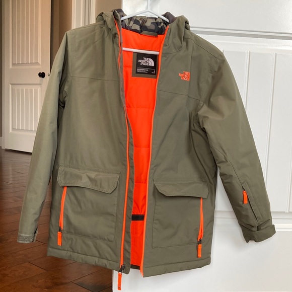 North Face - Youth Jacket - Picture 1 of 8